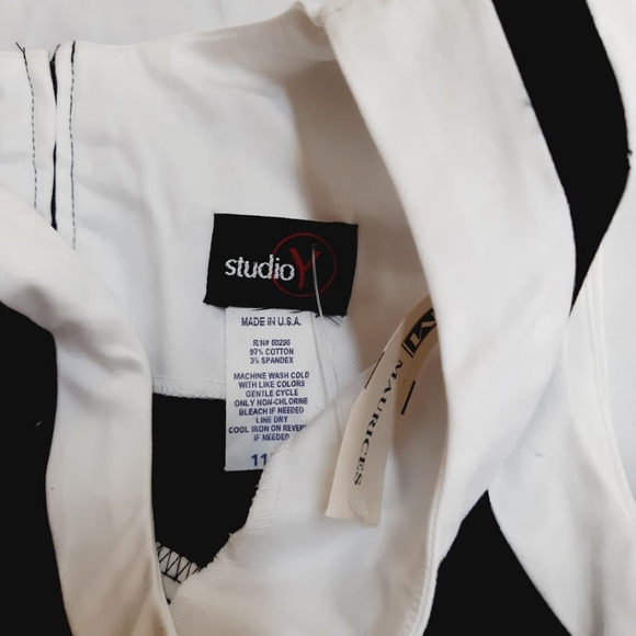 New with tags,
Maurices zip up black and white - Picture 4 of 9